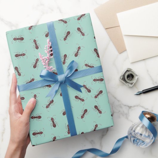 Papier Cadeau Fourmis Marron Illustrées sur Fond Turquoise Clair (Cadeaux)