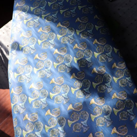 Papier Cadeau French Horns Daisy Classe de groupe