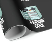 Papier Cadeau Fridgin Cool Funny Réfrigérateur Pun Dark BG (Coin rond)