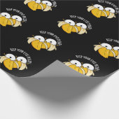 Papier Cadeau Gardez vos yeux pelés Funny Eyeball Pun Dark BG (Coin)