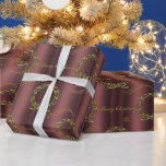 Papier Cadeau Golden Holiday Elegance on Bronze Christmas<br><div class="desc">Présentant le mélange exquis d'or et de bronze, l'Elégance des Vacances d'or sur le papier d'enveloppement de Noël de bronze. Idéal pour agrémenter vos cadeaux avec une touche d'élégance luxueuse cette saison festive. Le design unique est composé de nageoires dorées sur une toile de fond en bronze classée, représentant un...</div>