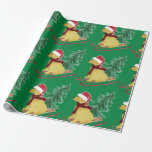 Papier Cadeau Goldendoodle Christmas Sled Green<br><div class="desc">Festive Goldendooodle Riding Sled Ramener à la maison L'arbre de Noël - mignon doré doodle amant papier d'emballage de Noël vert!</div>