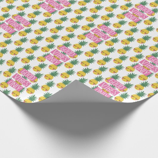 Papier Cadeau Good Vibes Pineapples Motif d'été (Coin)