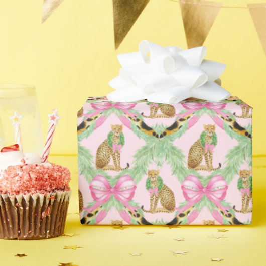Papier Cadeau Grandmillennial Noël Léopard Monogramme (Fête d'anniversaire)