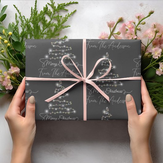 Papier Cadeau Grey Joyeux Arbre de Noël Lumière Nom de famille p