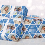 Papier Cadeau Happy Hanoukka Nom & Photos Star Motif Blue<br><div class="desc">Faites de votre cadeau Hanoukka un cadeau spécial grâce à ce papier d'emballage de célébration personnalisé. Avec deux de vos photos préférées encadrées dans un motif étoilé sans soudure. Facile à remplacer par votre propre salutation et nom personnalisés. Cette conception polyvalente est parfaite pour de nombreuses occasions, y compris Hanoukka,...</div>