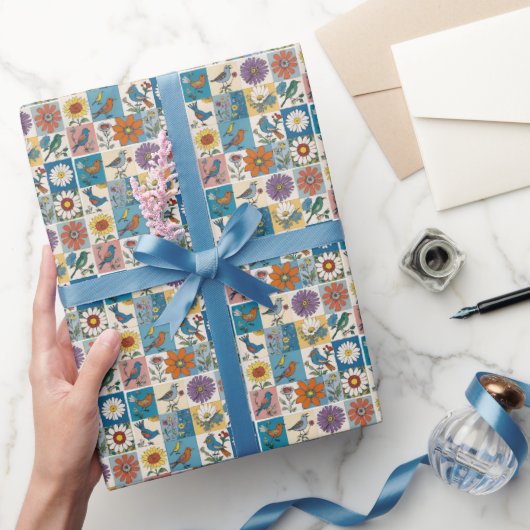 Papier Cadeau Hippie Folk Art Patchwork Floral Avec Oiseaux (Cadeaux)
