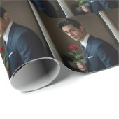 Papier Cadeau Homme beau avec une rose rouge (Coin rond)