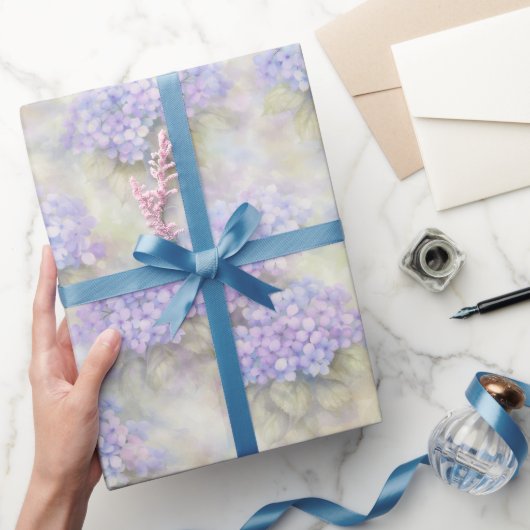 Papier Cadeau Hydrangea Floral Gift Wrap | Elegant Blue & Lilac (Cadeaux)