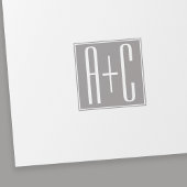 Papier Cadeau Initiales de couple modifiables | Blanc et gris