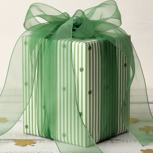 Papier Cadeau Irish Green White Stripes Pattern