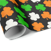 Papier Cadeau Irlande Papercut Shamrocks - Black Wrapper Paper (Coin rond)