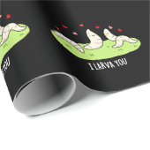 Papier Cadeau Je T'apprends Drôle Larvae Love Pun Dark BG (Coin rond)