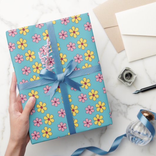 Papier Cadeau Joli motif de grandes fleurs (Cadeaux)