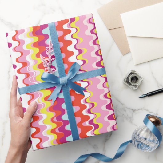 Papier Cadeau Joli rose rouge rose abstrait motif vague (Cadeaux)