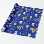 Papier Cadeau Joyeuse fête juive Hanoukka<br><div class="desc">Un élégant motif d'Hanoukka Joyeux des symboles juifs de la menorah,  étoile de David,  parchemin,  en or sur un papier d'emballage arrière - plan bleu foncé. Un cadeau élégant pour les amis et la famille juifs en cette période de vacances.</div>