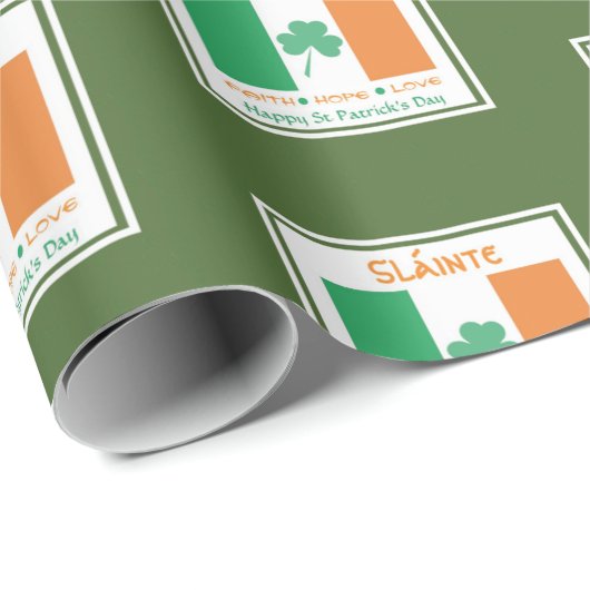 Papier Cadeau JOYEUX ST PATRICK'S DAY Sláinte Shamrock irlandais (Coin rond)