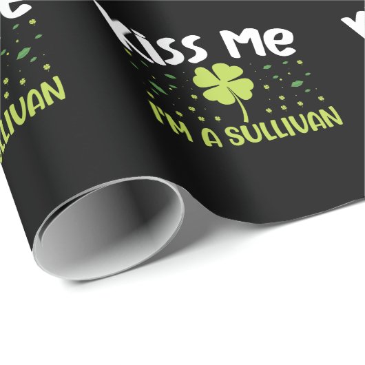Papier Cadeau Kiss Me I'm A Sullivan - Nom Sullivan (Coin rond)