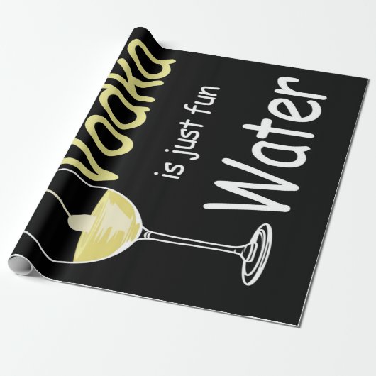 Papier Cadeau La Vodka Est Juste Une Eau Amusante (Déroulé)