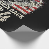 Papier Cadeau Le drapeau de Trump 2024 reprend l'Amérique hommes (Coin)