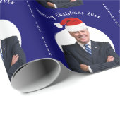 Papier Cadeau Le président Joe Biden et Santa Hat (Coin rond)