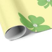 Papier Cadeau Le trèfle vert pour la Saint Patrick (Coin rond)