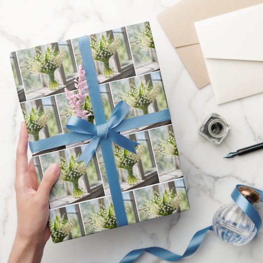 Papier Cadeau Lily Du Bouquet De La Vallée (Cadeaux)