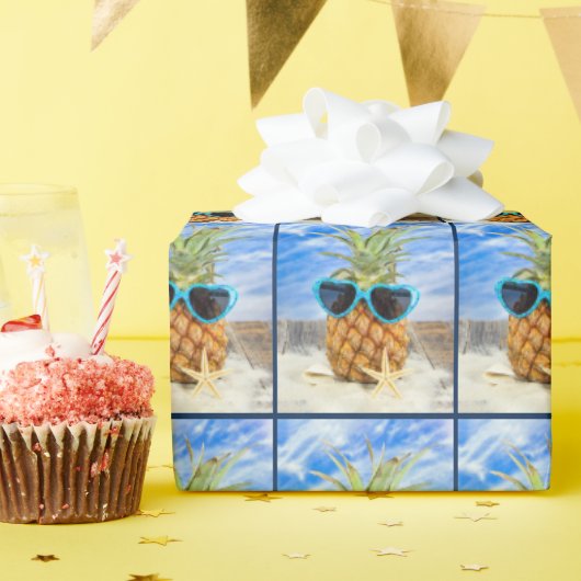 Papier Cadeau Lunettes de soleil du coeur sur ananas (Fête d'anniversaire)