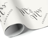 Papier Cadeau M. & Mme Classic Script Calligraphy Nom Mariage (Coin rond)