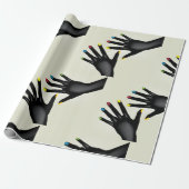 Papier Cadeau Mains Noires Avec Ongles Peintes (Déroulé)