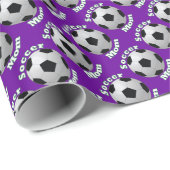 Papier Cadeau Maman du football sur le pourpre (Coin rond)