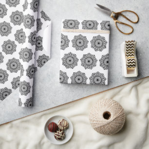 Papier Cadeau Mandala noir sur fond blanc
