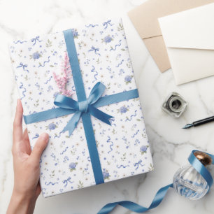 Papier Cadeau Mariage à motif floral élégant fleurs bleu marine