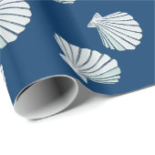 Papier Cadeau Marine Nautique Bleu Blancs Coques de bord de mer (Coin rond)
