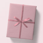 Papier Cadeau Mélange rose clair herringbone tweet effet doux<br><div class="desc">Ce papier d'emballage rose pâle doux à effet tweed est parfait pour une variété de cadeaux. Ce motif classique - un effet de tissu d'épine de sonnerie - est chic et subtil et peut travailler avec une variété de thèmes. Le rose clair est mignon, et le motif donne une ambiance...</div>