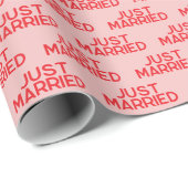 Papier Cadeau Moderne, juste marié rouge rose (Coin rond)