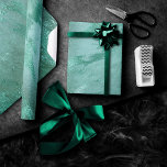 Papier Cadeau Molten Jade | Marbre de luxe Emerald Green<br><div class="desc">#abstractart Sophistiqué moderne contemporain moderne riche et vibrant vert émeraude teinte de bijou vert émeraude marbre abstrait. Cette aquarelle peinte à la main et à gradient moyen mixte présente des tourbillons abstraits de fluide créant un motif cool accentué par des veines de parties scintillant pour la texture qui ajoute la...</div>