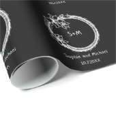 Papier Cadeau Monogramme de mariage noir et blanc (Coin rond)