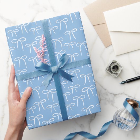 Papier Cadeau Motif Blancs simples blanc et périphérique bleu (Cadeaux)