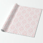 Papier Cadeau Motif de Damas Floral rose pâle sur blanc (Déroulé)