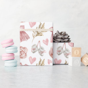 Papier Cadeau Motif de fille rose bébé