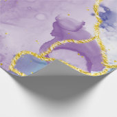 Papier Cadeau Motif en marbre lavande avec strie dorée (Coin)