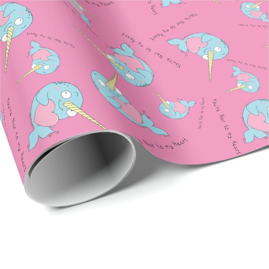 Papier Cadeau Narwhal avec Heart Valentine's Day Wrapper Paper (Coin rond)