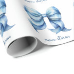Papier Cadeau Nœud Bleu Tendance Personnalisé Avec Nom Monogramm<br><div class="desc">Élevez votre façon d'offrir des cadeaux avec notre papier d'emballage personnalisé au ruban bleu tendance, où le charme classique rencontre le design contemporain. Ce papier d'emballage présente un ruban aquarellé magnifiquement illustré, capturant l'essence de l'esthétique coquette tendance. Le monogramme de nom personnalisé ajoute une touche sur mesure, rendant chaque cadeau...</div>