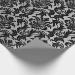 Papier Cadeau Noir gris argent cristal métal Damas<br><div class="desc">décoré avec une texture en poudre métallique et avec toujours chic ornement damassé fleeceK</div>