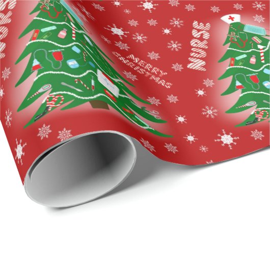 Papier Cadeau Nurse Joyeux sapin de Noël Arrière - plan rouge (Coin rond)