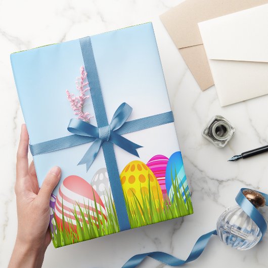 Papier Cadeau OEufs De Pâques Dans Du Papier D'Enveloppement De 