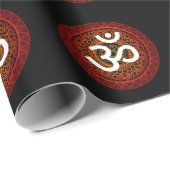 Papier Cadeau Om Chakra Mandala Rouge (Coin rond)
