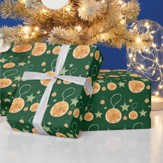 Papier Cadeau Oranges Mignonnes et Étoiles sur Fond Vert (Vacances)