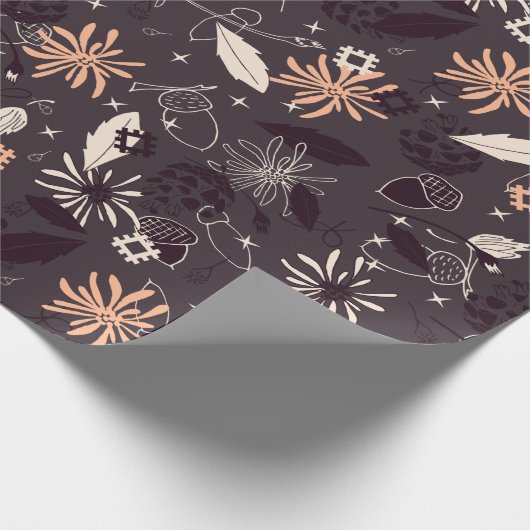 Papier Cadeau Ornements de Noël, cônes, glands sur gris foncé (Coin)